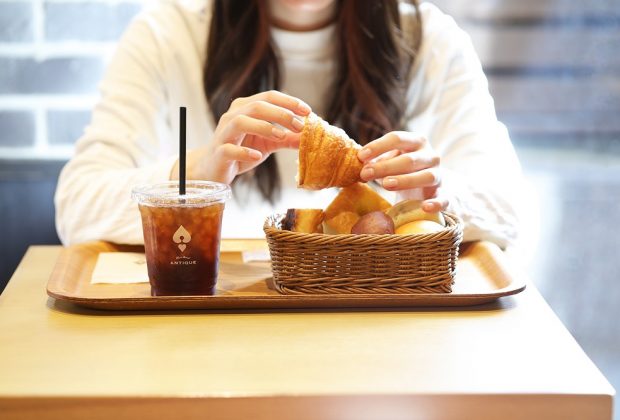 パン食べ放題モーニングのご紹介 マジカルチョコリングのheart Bread Antique ハートブレッド アンティークマジカルチョコリングのheart Bread Antique ハートブレッド アンティーク